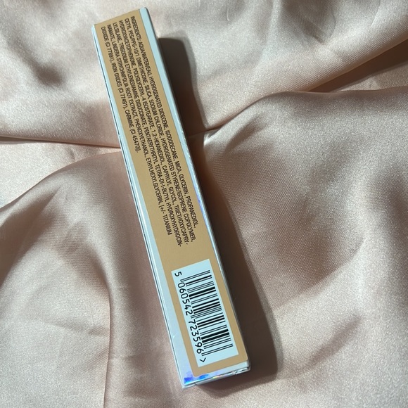 Charlotte Tilbury BEAUTY LIGHT WAND
GOLDGASM *NEW* - Picture 2 of 6